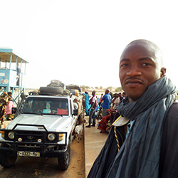 Twenty-six humanitarian missionaries on the road to Timbuktu, North of Mali - Abou Diallo