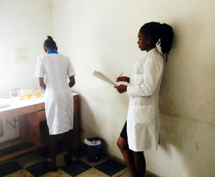 Practical evaluation at the Nurses Site Lab, Madonna University Teaching Hospital, Nigeria - Ngwibete Atenchong - GFMER picture of the week by Lynn Gertiser