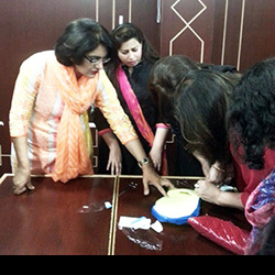 A workshop for management of post-partum hemorrhage in Lahore, Pakistan - Rubina Sohail